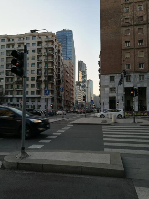 Suite Mm3/Repubblica, 2 Min. Da Staz. Centrale 米兰 外观 照片